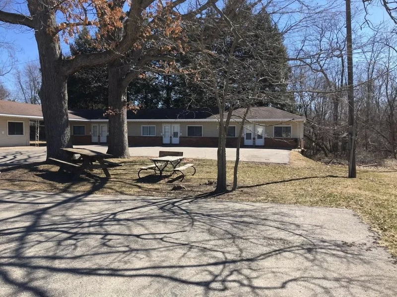 New Michigan Motel (Barnes Motel) - From Real Estate Listing 2022 (newer photo)